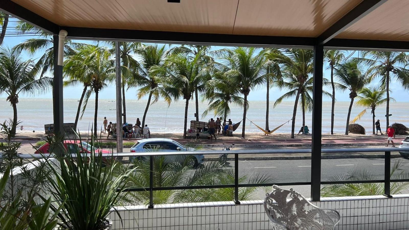 Varandas para o Atlântico. Frente mar! João Pessoa Exterior foto